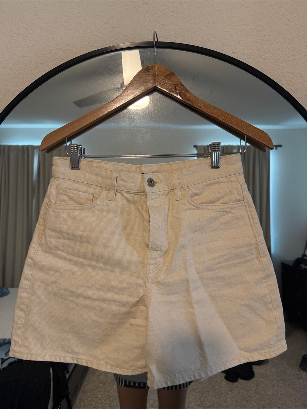 Women's Cream High-Waist Cotton Shorts
